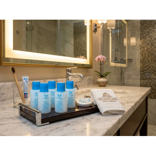 Bukisa Otel Şampuanı Mini 36 gr yuvarlak Şişe Standart tampon baskılı 250 Adet Bukisa Otel Şampuanı Mini 36 gr yuvarlak Şişe Standart tampon baskılı 250 Adet